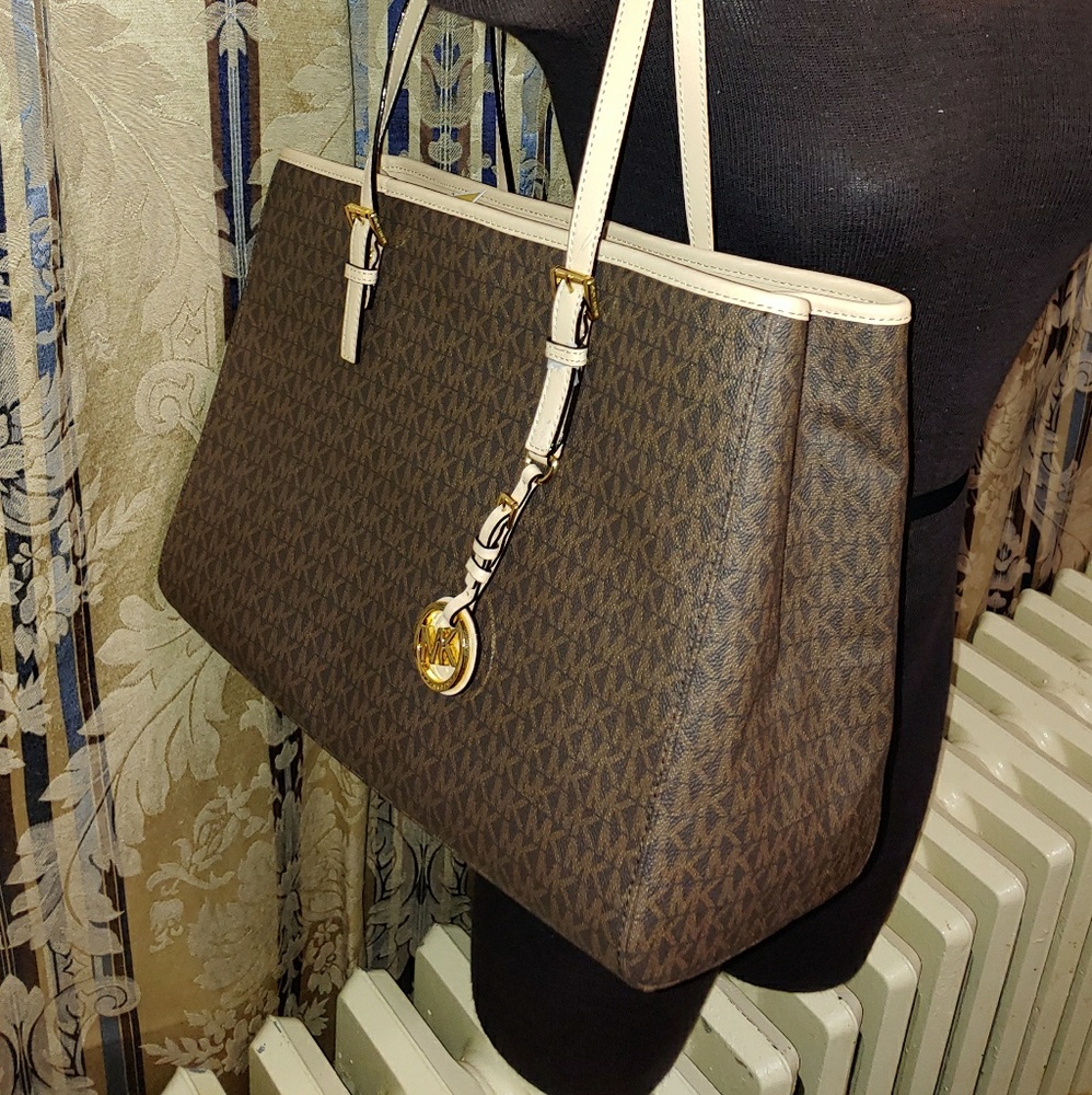 Jet Set Travel Large East West Tote in Brown/Cream